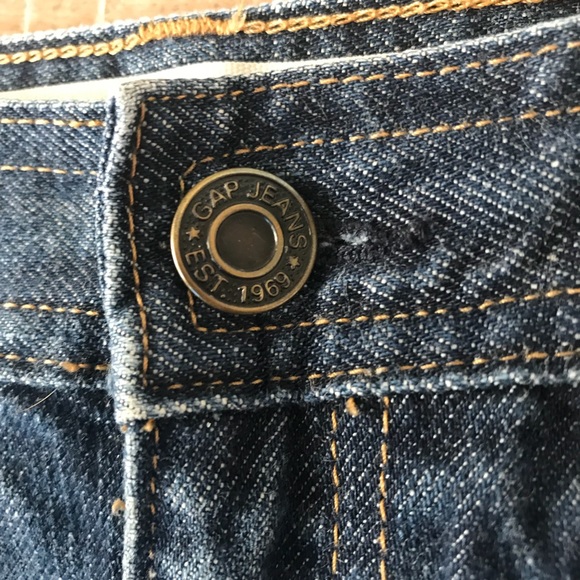 SOLD   GAP Jeans Chic Dark Wash Denim Skirt Size L - Picture 5 of 8